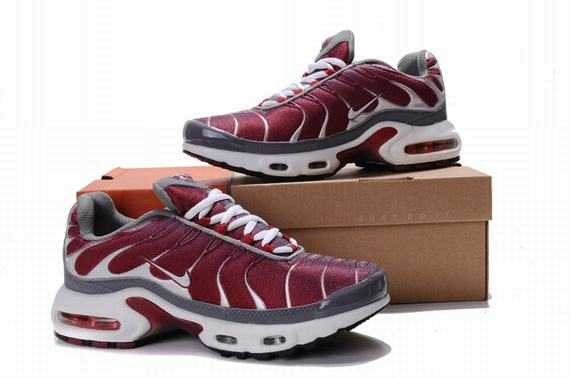 air max tn pas chere chaussures requin tn cru.JPG